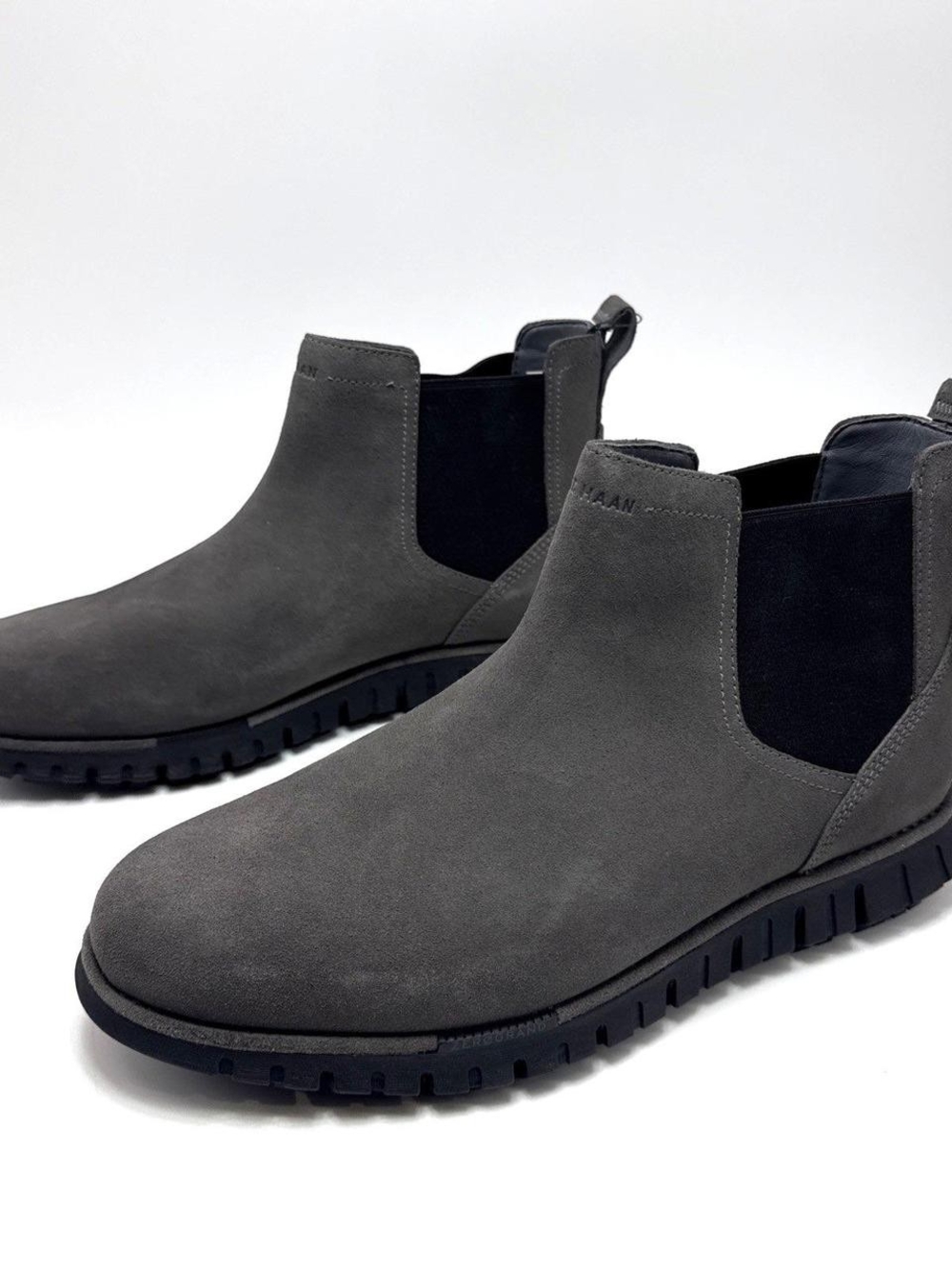 Cole Haan Remastered Men’s Gray Suede Chukka Boots with Black Elastic Size 10W